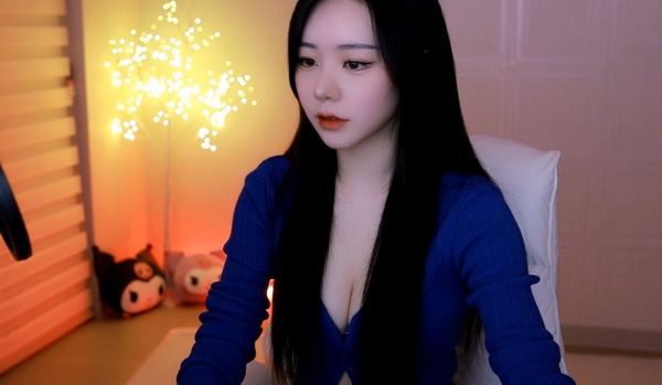 小龙女只感觉那只巨大的火龙:挑战传统职业设定,自由战斗风云再起!