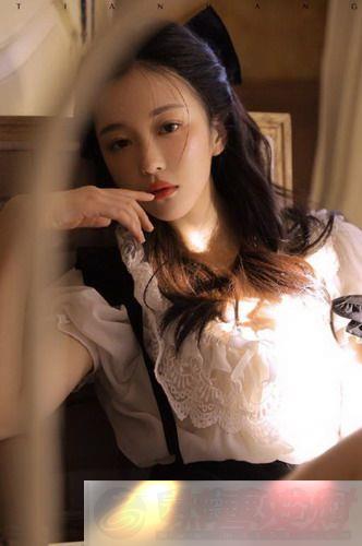 ɫõy31sǹԼ۱ʵ˫ƵУ
