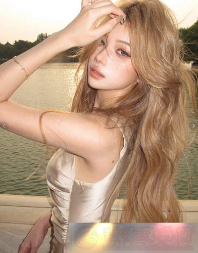 ??4777cosϷӽɫװ絽ĻУϷ֮·